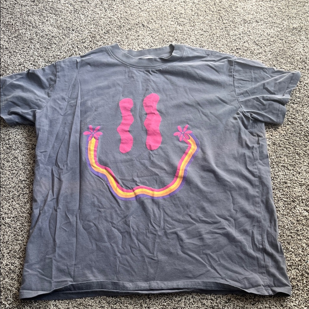 Pink Lily Gray Tee with Pink and Yellow Design